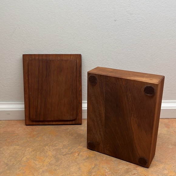 EUC Wood Jewerly Box w/Felt Feet colors Brown Purple Pink  bronze and white - Picture 5 of 5